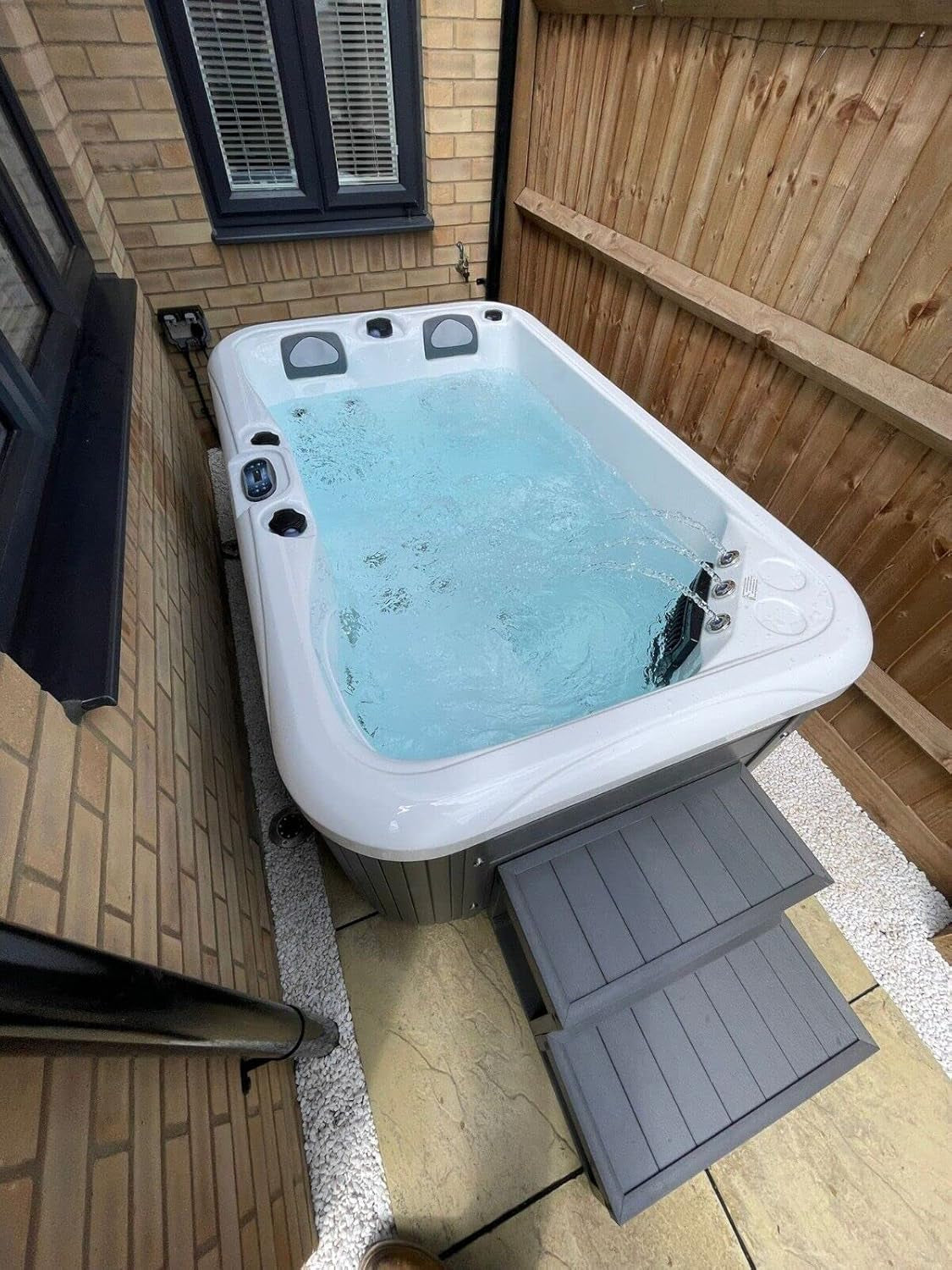Dual Lounger 3 Seat Hot Tub- American Balboa Control System 13Amp Plug and Play - White Shell Grey Skirt