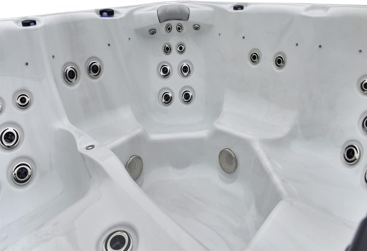 COSMO+ 6 SEAT HOT TUB 32AMP with LOUNGER AMERICAN BALBOA SPA MUSIC LIGHTS